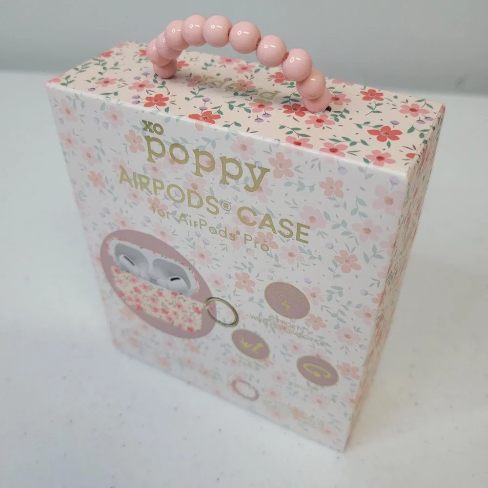 XO Poppy Floral‎ AirPods Pro Case White Pink Orange Flowers Gold Keychain NEW